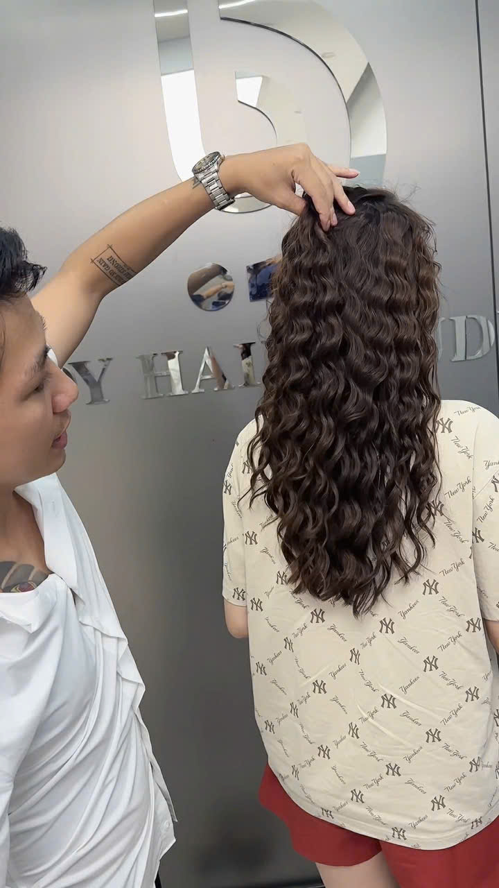 salon 7